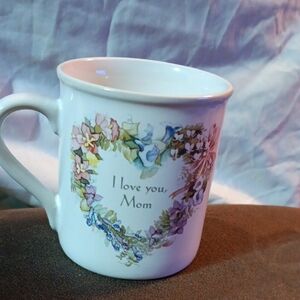 Dakine Heart Wreath Mug - Pastel Floral